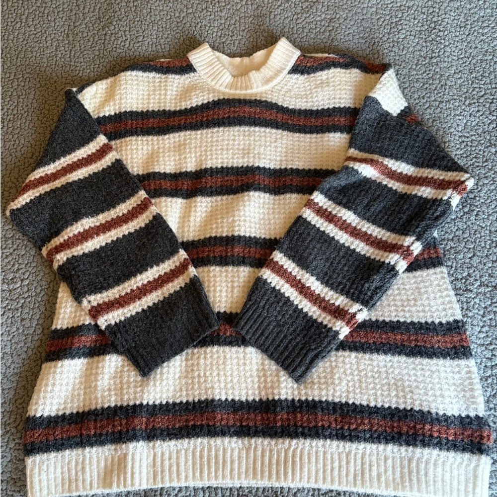 American Eagle Outfitters Crewneck Sweater Black and White